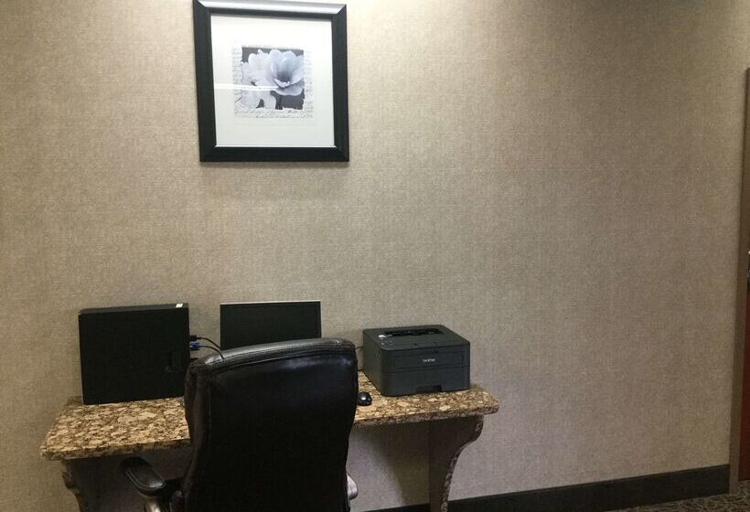 فندق Baymont By Wyndham Michigan City