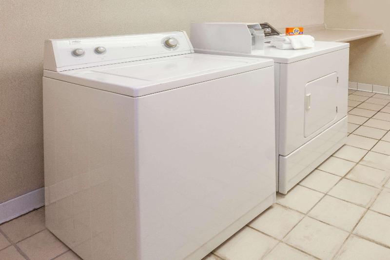 فندق Baymont By Wyndham Michigan City