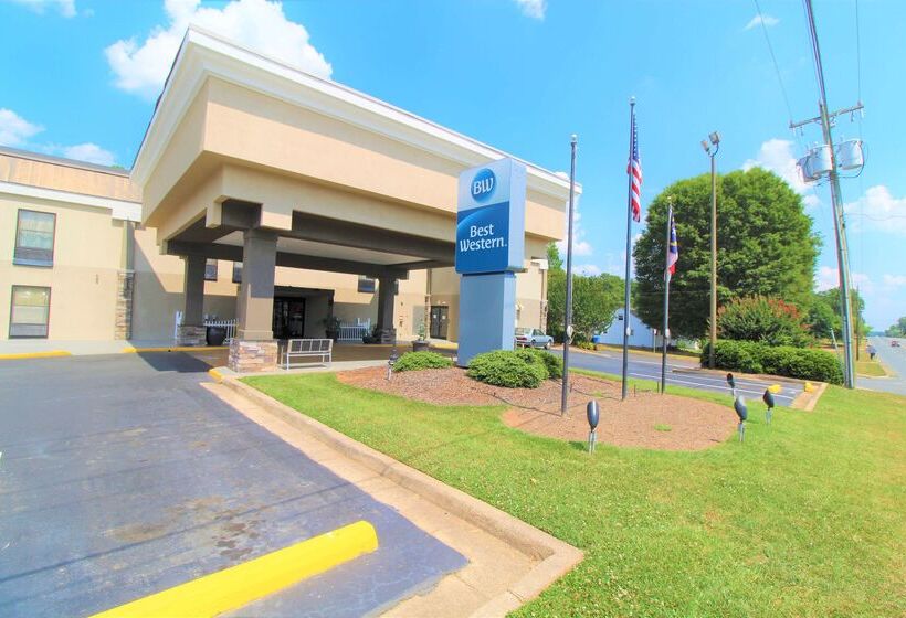فندق Best Western Albemarle Inn