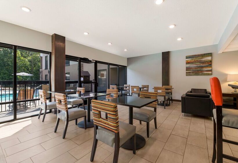 فندق Best Western Albemarle Inn