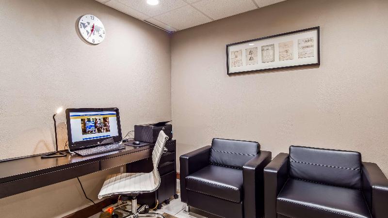 فندق Best Western Albemarle Inn