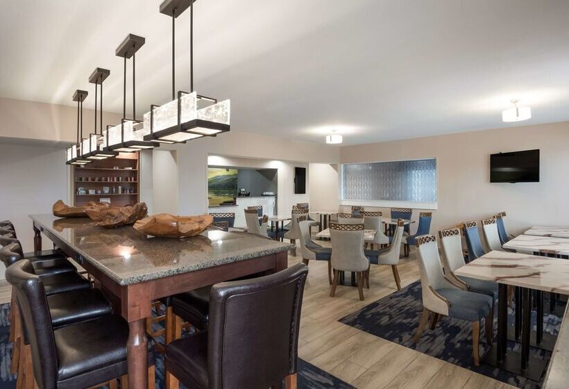 בית מלון כפרי Best Western Batesville