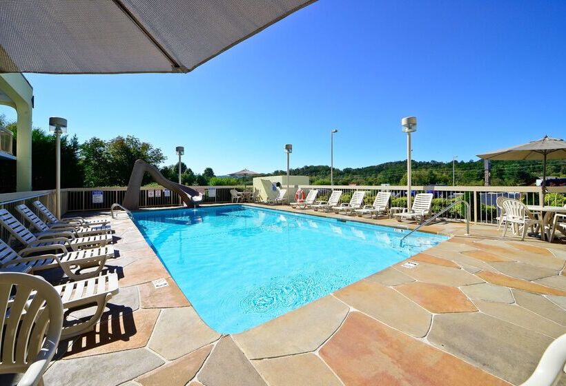 فندق Best Western Cades Cove Inn