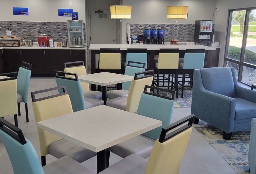 בית מלון כפרי Best Western Heartland Inn