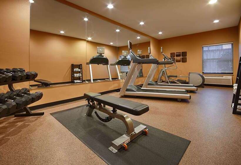 فندق Best Western Plus Mishawaka Inn