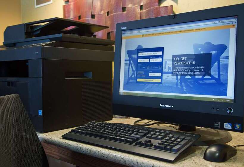 هتل Best Western Plus Mishawaka Inn