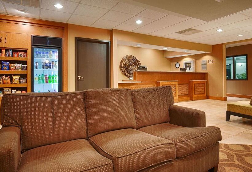فندق Best Western Plus Mishawaka Inn