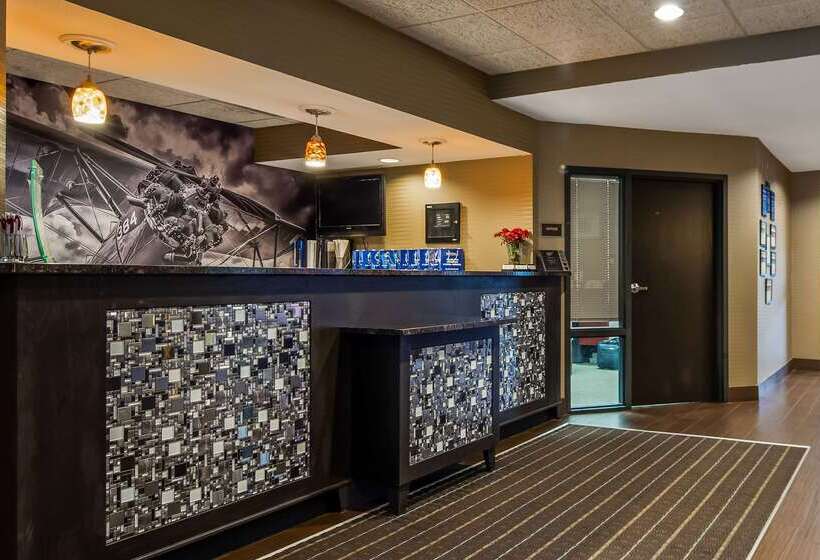 Отель Best Western Plus Wichita West Airport Inn