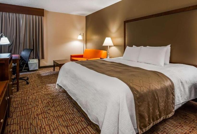 Отель Best Western Plus Wichita West Airport Inn