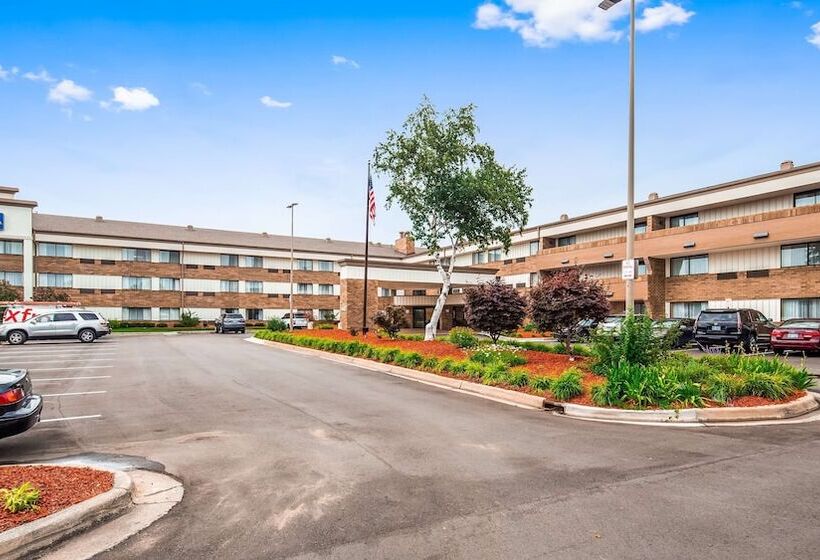 فندق Best Western Warren