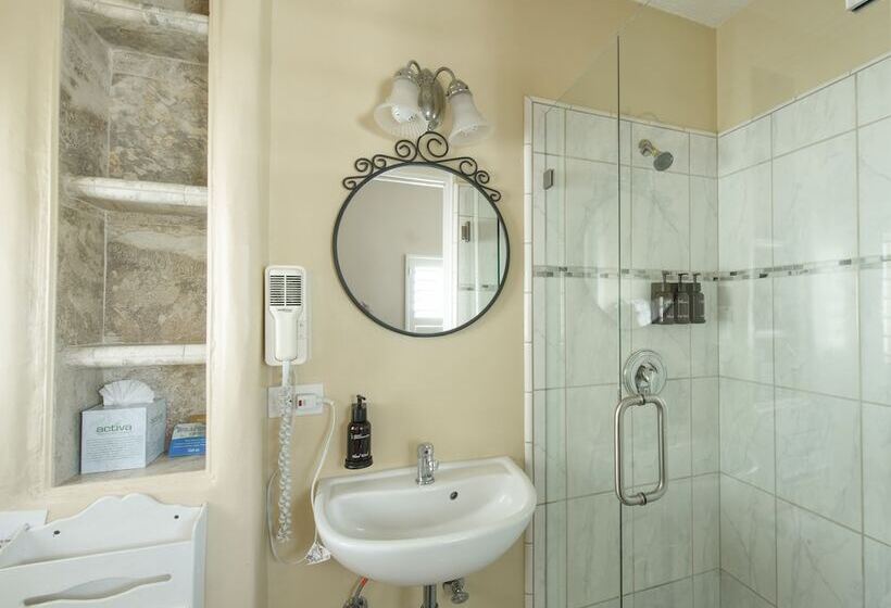 فندق Carmel Green Lantern Inn