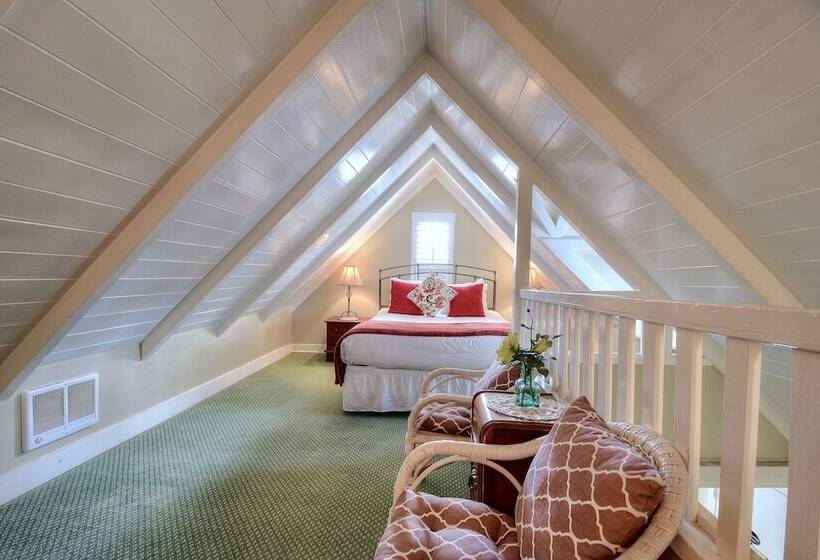 فندق Carmel Green Lantern Inn