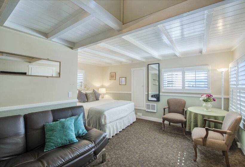 酒店 Carmel Green Lantern Inn