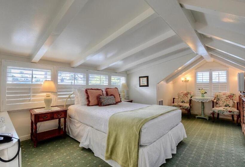 酒店 Carmel Green Lantern Inn