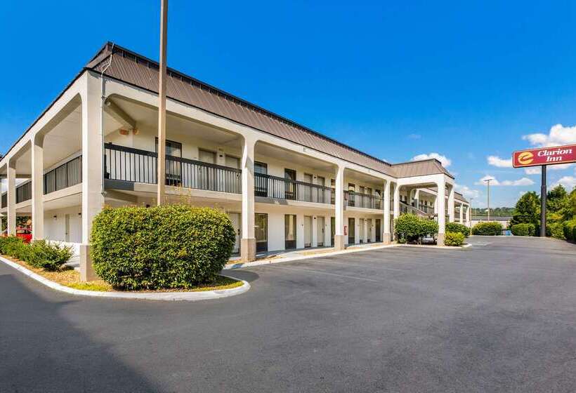 فندق Clarion Inn Cleveland Near University