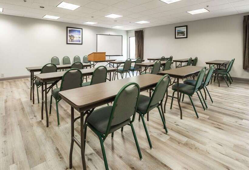 هتل Clarion Inn Near Lookout Mountain