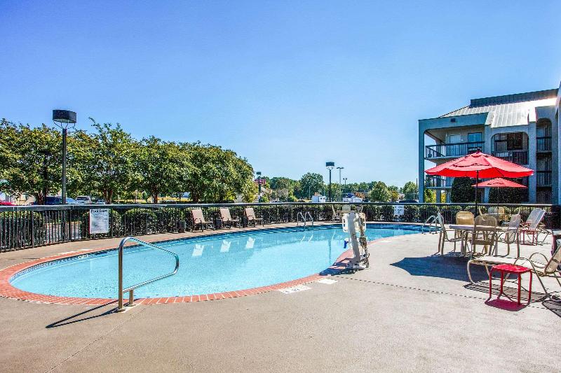 هتل Clarion Pointe Huntsville Research Park