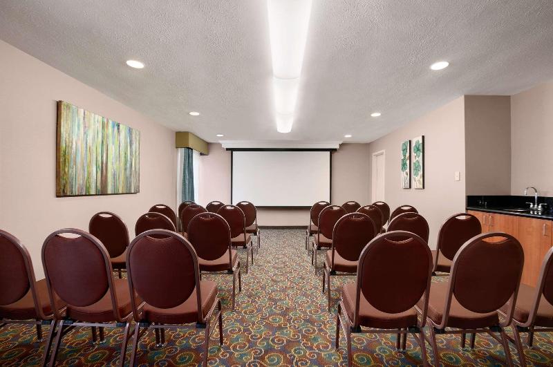 Отель Comfort Inn