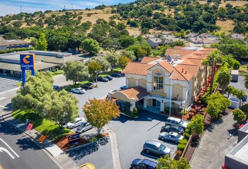 ホテル Comfort Inn Fairfield Napa Valley Area