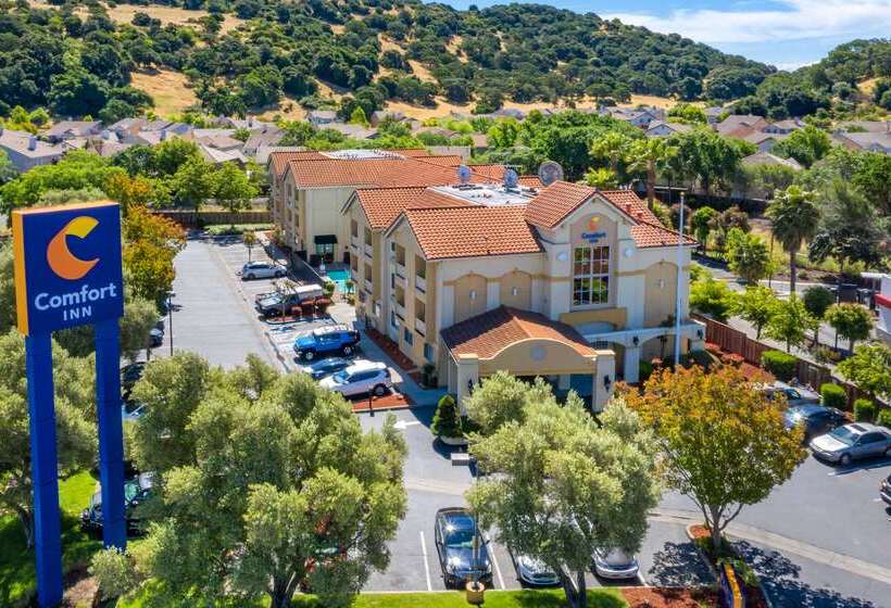 ホテル Comfort Inn Fairfield Napa Valley Area