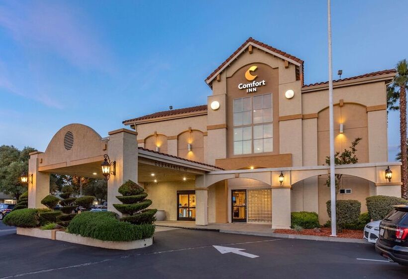 ホテル Comfort Inn Fairfield Napa Valley Area