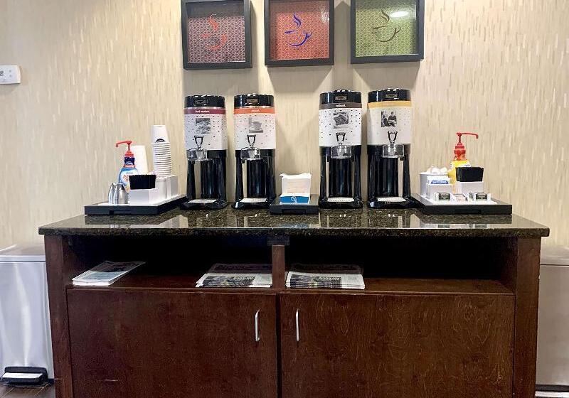 فندق Comfort Inn Darien   North Brunswick