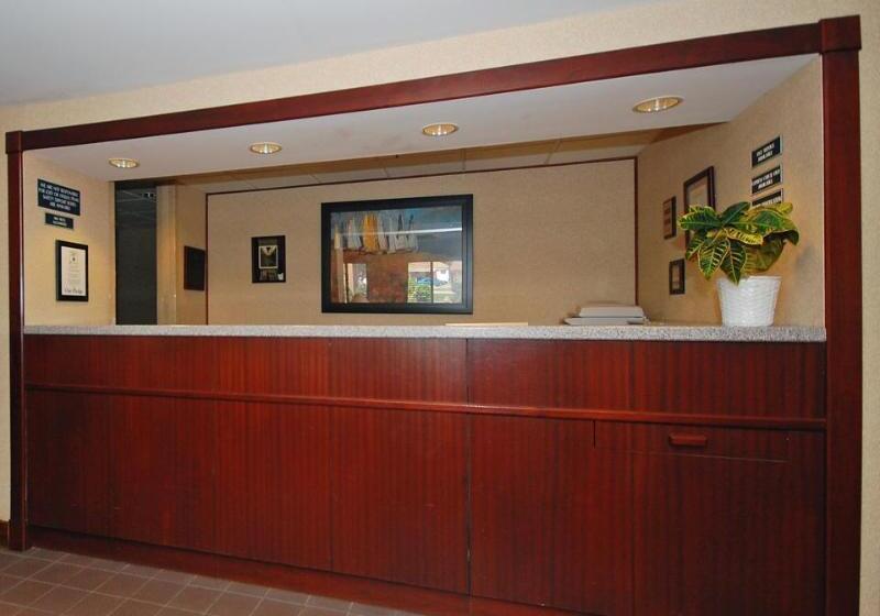 فندق Comfort Inn, Erie   Near Presque Isle