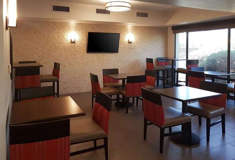 هتل Comfort Inn I 10 West At 51st Ave