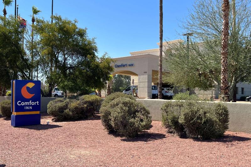 هتل Comfort Inn I 10 West At 51st Ave