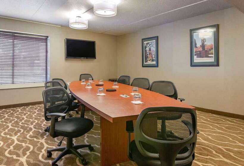 فندق Comfort Inn