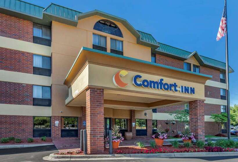 בית מלון כפרי Comfort Inn Near Greenfield Village