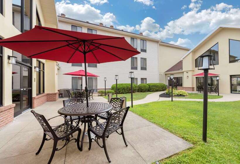 فندق Comfort Inn & Suites Warsaw Near Us30