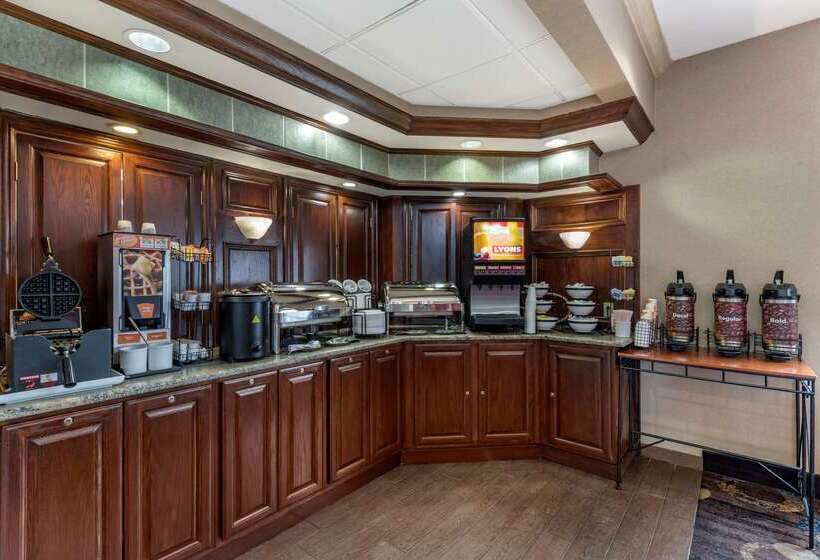 فندق Comfort Inn & Suites Warsaw Near Us30