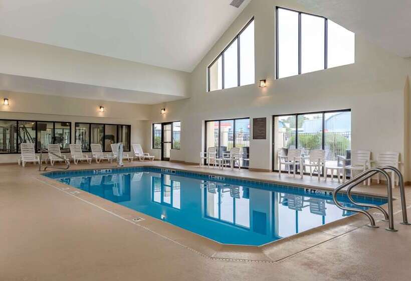 فندق Comfort Inn & Suites Warsaw Near Us30