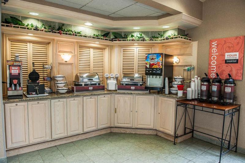 فندق Comfort Inn & Suites Warsaw Near Us30