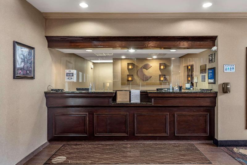 فندق Comfort Inn & Suites Warsaw Near Us30