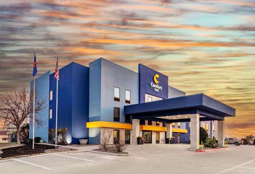 Отель Comfort Inn  Weatherford