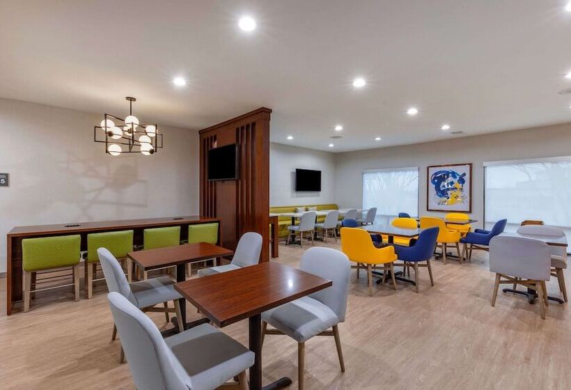 Отель Comfort Inn  Weatherford