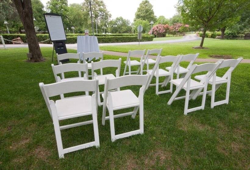 Cooper Hotel Conference Center & Spa