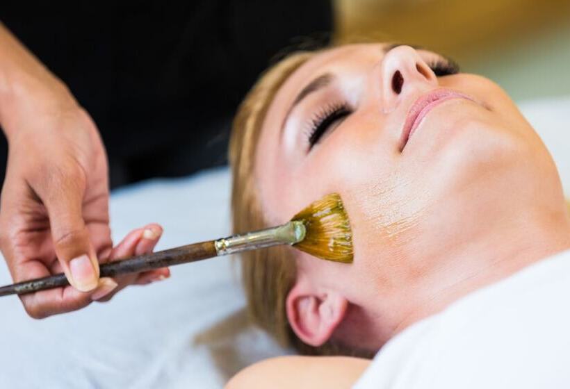 Cooper Hotel Conference Center & Spa