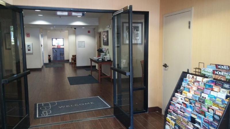 هتل Country Inn & Suites By Radisson, Flagstaff, Az