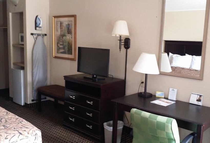 فندق Days Inn By Wyndham Norman