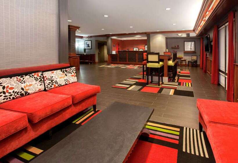Hotel Days Inn & Suites By Wyndham Tyler