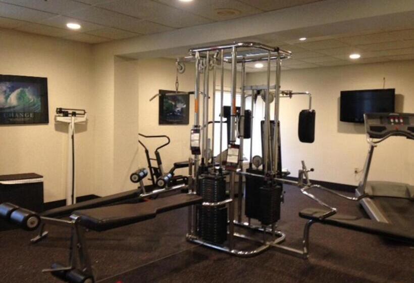 فندق Days Inn By Wyndham Englewood Dayton Airport