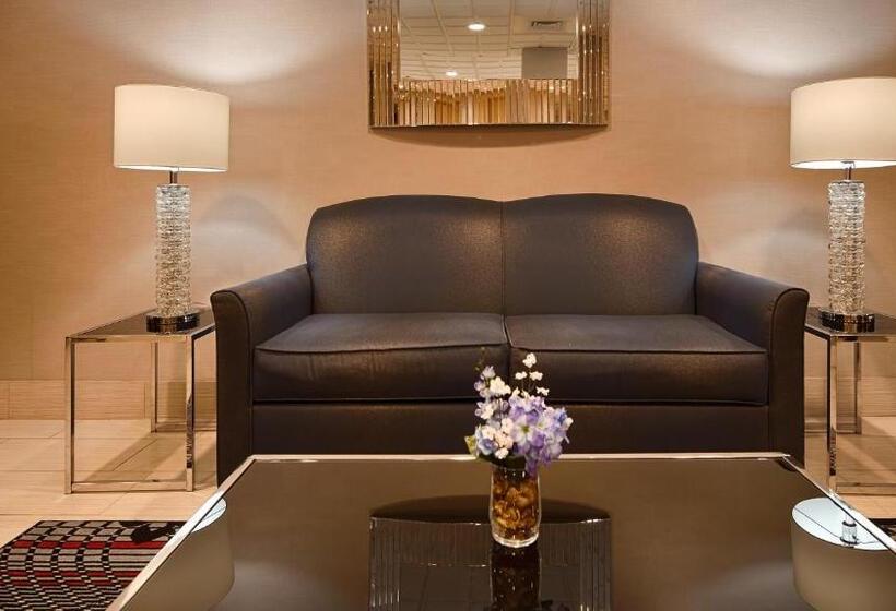 فندق Days Inn By Wyndham Englewood Dayton Airport