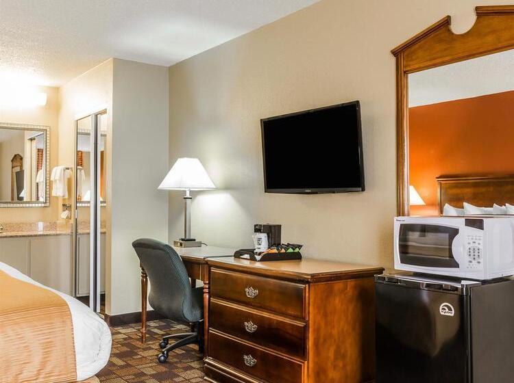 Motel 6 Montgomery, Al   Eastern Blvd