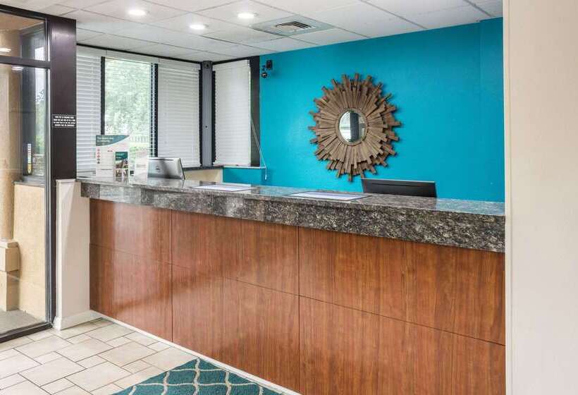 فندق Econo Lodge