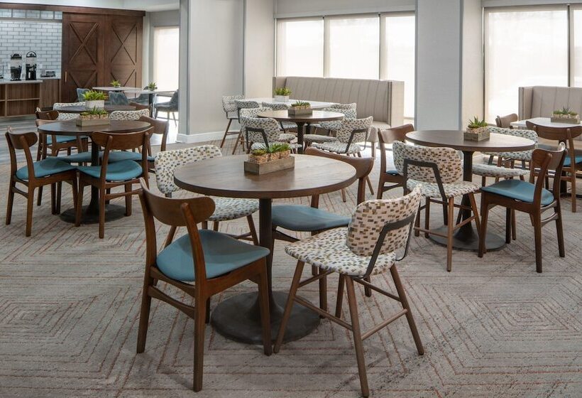 هتل Four Points By Sheraton Alexandria