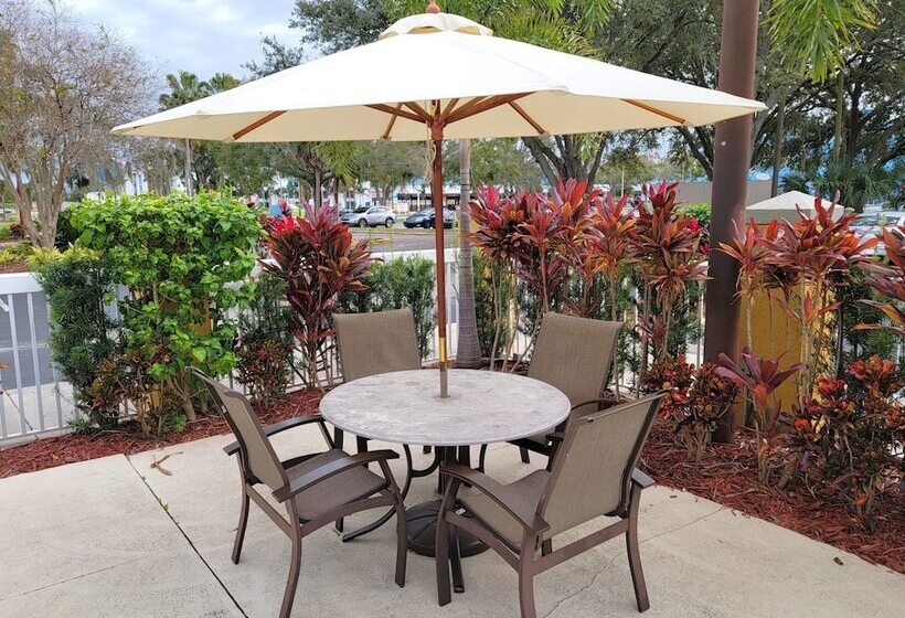 酒店 Galleria Palms Orlando   Free Theme Park Shuttles