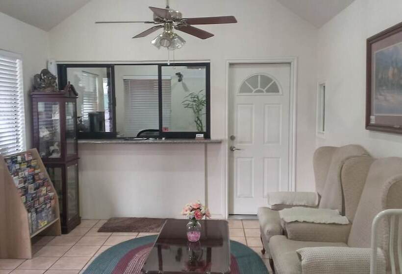 酒店 Green Bird Inn